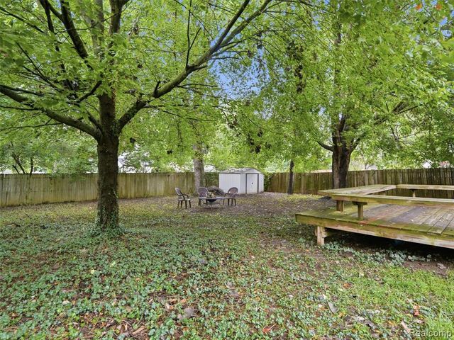 1757 Dover Court, Ypsilanti, MI 48198
