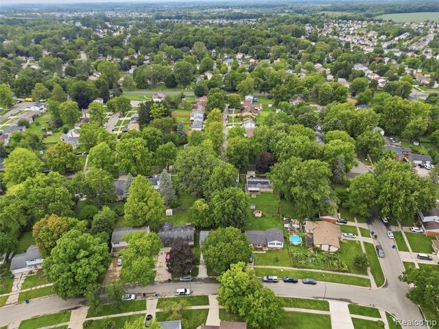 1757 Dover Court, Ypsilanti, MI 48198