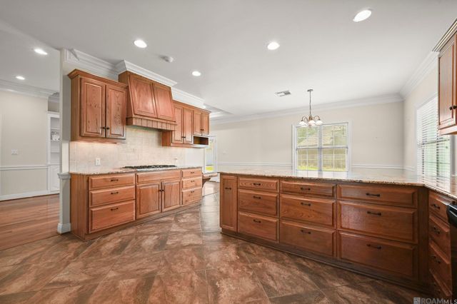 38251 Charleston Rd, Prairieville, LA 70769