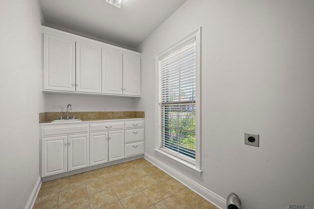 38251 Charleston Rd, Prairieville, LA 70769