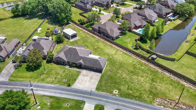 38251 Charleston Rd, Prairieville, LA 70769
