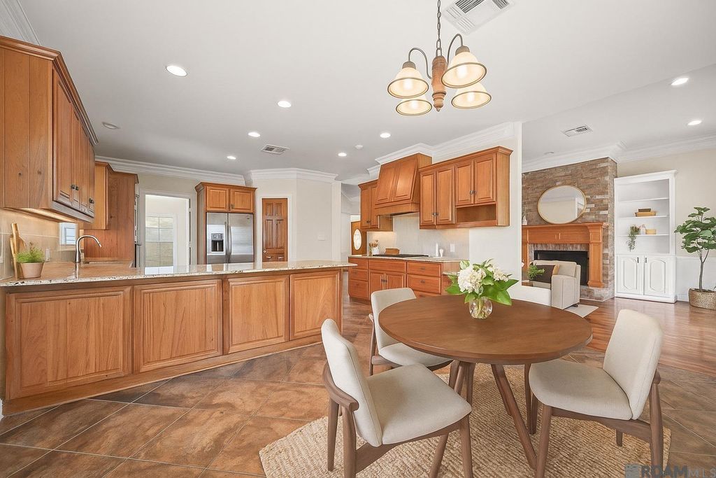 38251 Charleston Rd, Prairieville, LA 70769