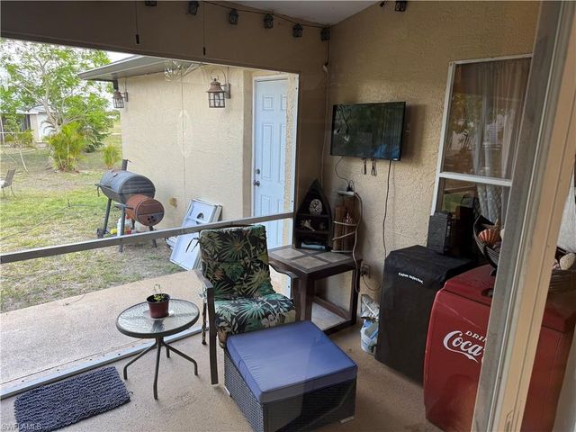 2205 NE 1st PL, Cape Coral, FL 33909