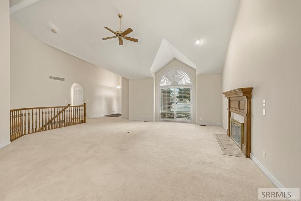 Image 7 of property listing at 3453 Sun Circle, Idaho Falls, ID 83404