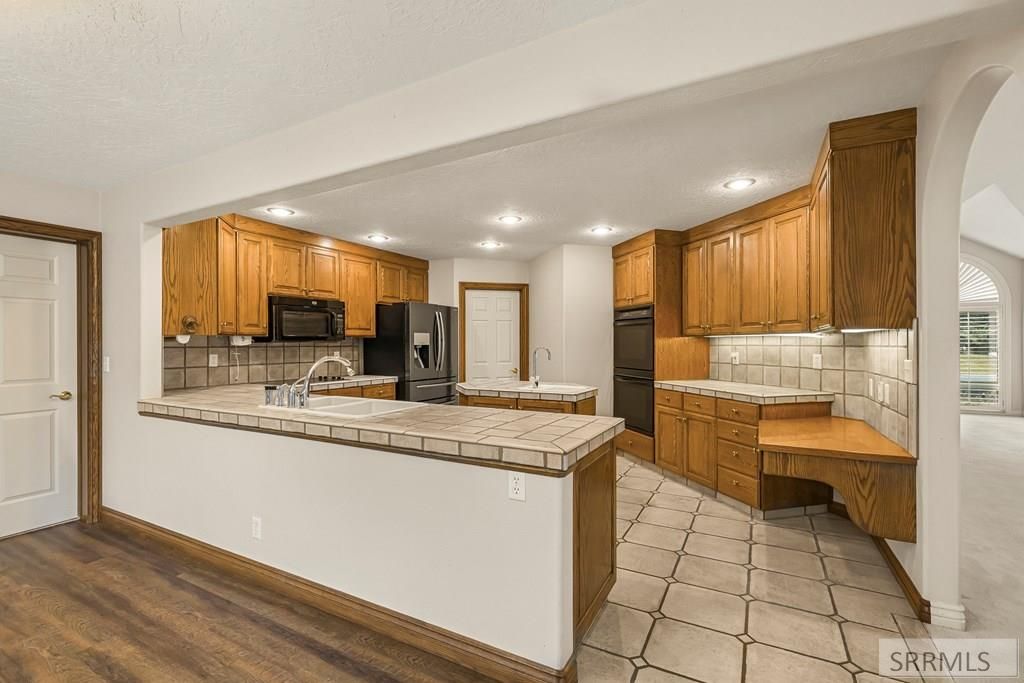 Image 9 of property listing at 3453 Sun Circle, Idaho Falls, ID 83404