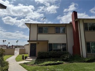 1722 Mitchell Avenue 37, Tustin, CA 92780