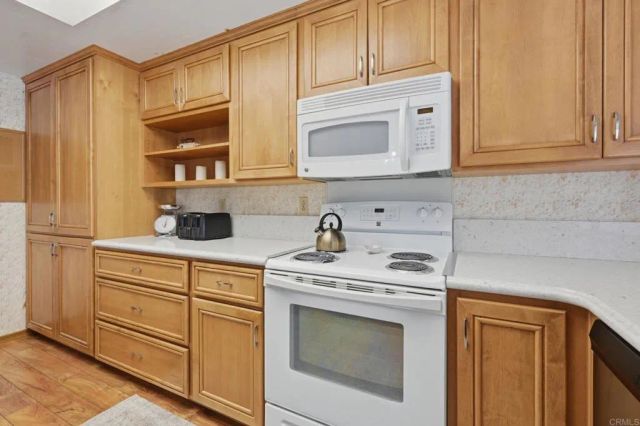 1609 David Drive, Escondido, CA 92026