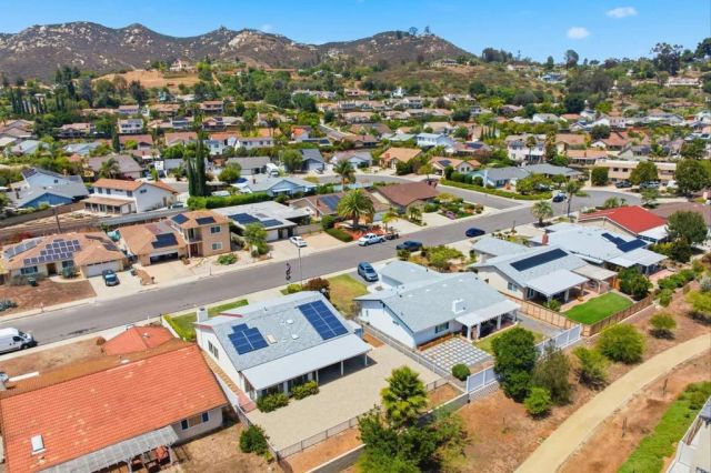 1609 David Drive, Escondido, CA 92026
