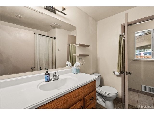 10325 W 16th Ave, Lakewood, CO 80215