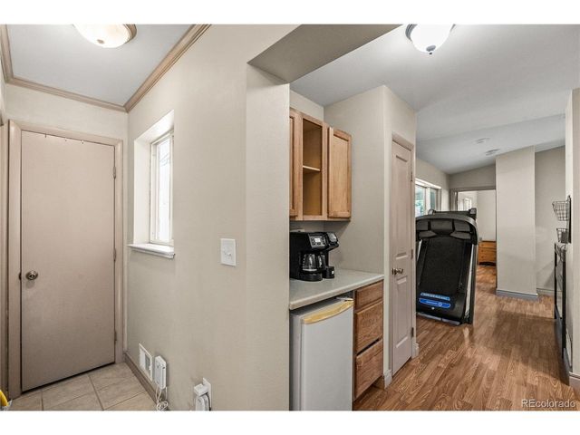 10325 W 16th Ave, Lakewood, CO 80215