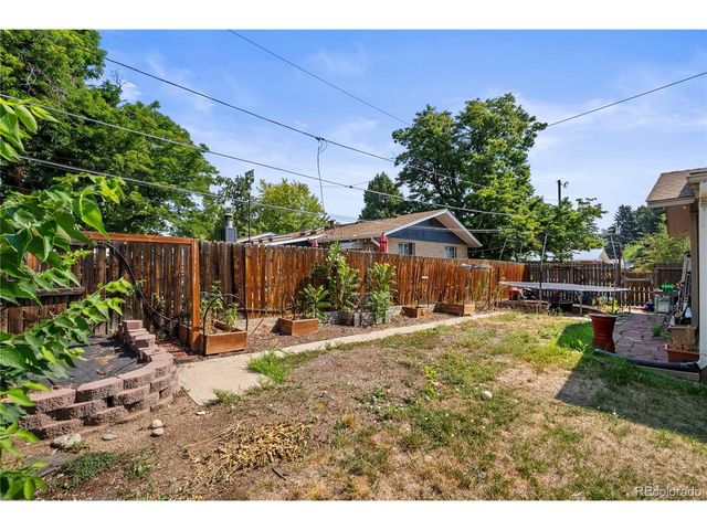10325 W 16th Ave, Lakewood, CO 80215