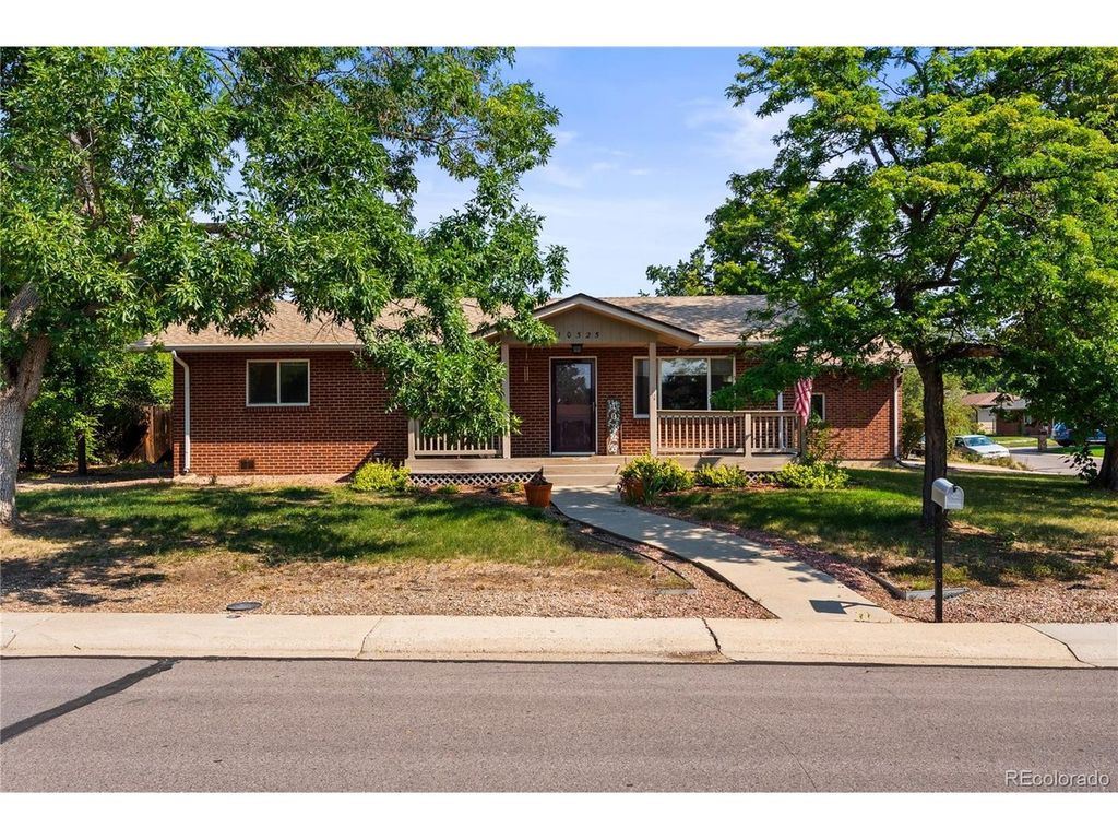 10325 W 16th Ave, Lakewood, CO 80215