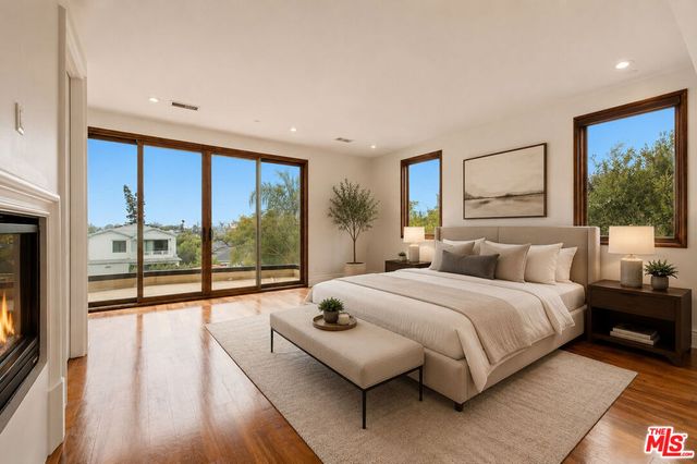 1126 Yale Street, Santa Monica, CA 90403