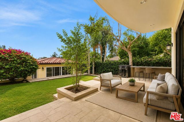 1126 Yale Street, Santa Monica, CA 90403