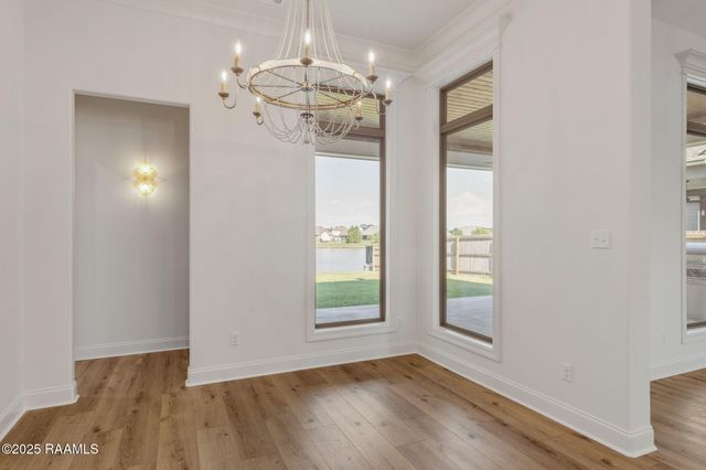 309 Last Quarter Drive, Youngsville, LA 70592