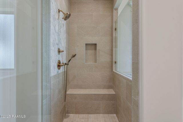 309 Last Quarter Drive, Youngsville, LA 70592