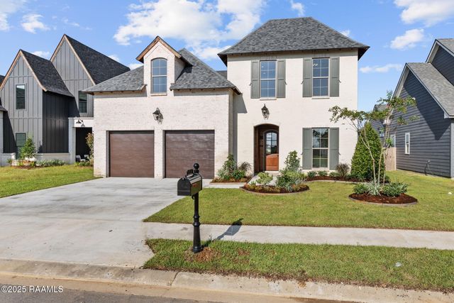 309 Last Quarter Drive, Youngsville, LA 70592