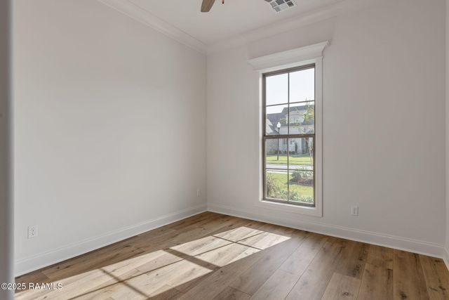 309 Last Quarter Drive, Youngsville, LA 70592