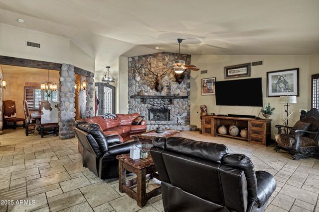 21230 S 156TH Street, Gilbert, AZ 85298