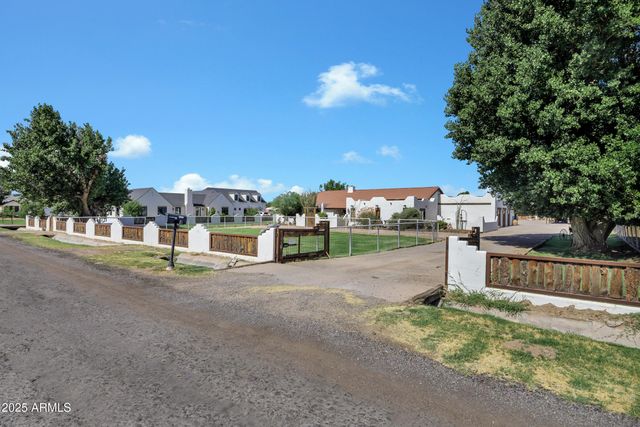 21230 S 156TH Street, Gilbert, AZ 85298