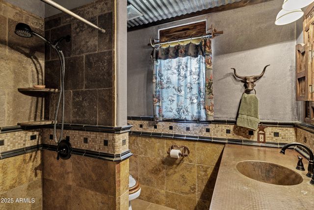 21230 S 156TH Street, Gilbert, AZ 85298