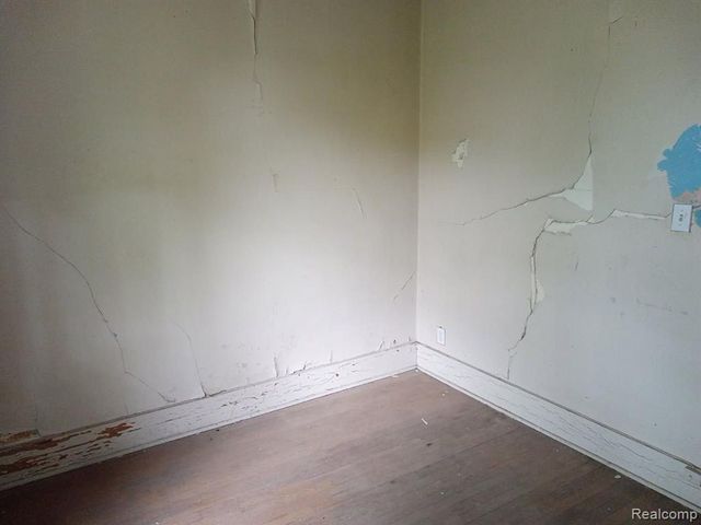 7477 Prairie Street, Detroit, MI 48210