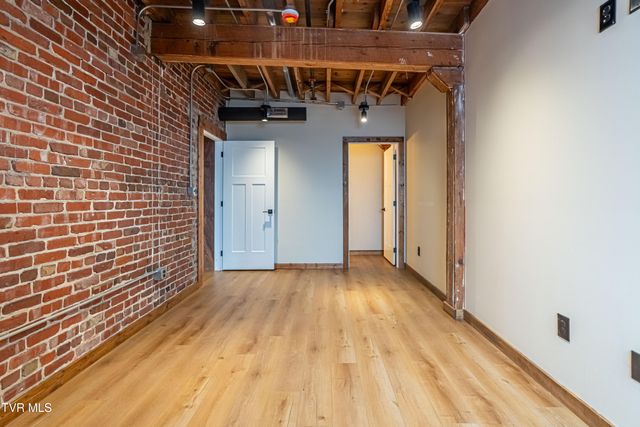 453 East Main Street 700, Kingsport, TN 37660