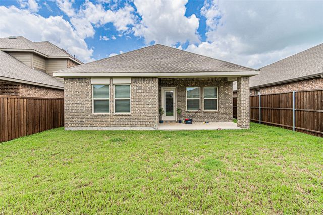3233 Perman Drive, Mesquite, TX 75126