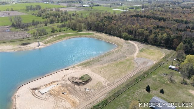 6570 Fillmore, Allendale, MI 49401