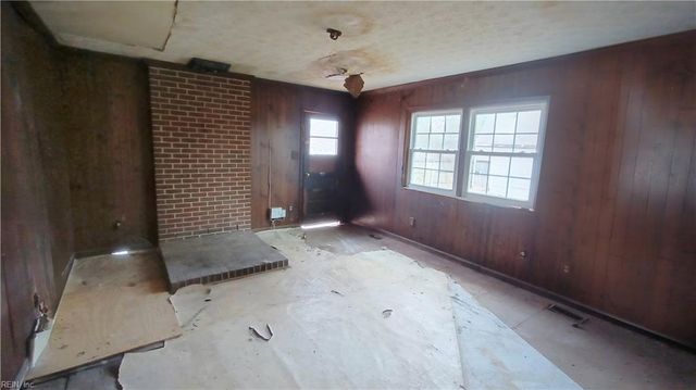 421 Morrison AVE, Newport News, VA 23601