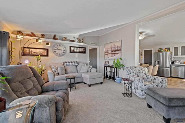 1680 JOLLY LN, Rapid City, SD 57703