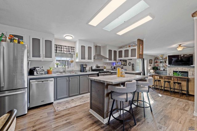 1680 JOLLY LN, Rapid City, SD 57703