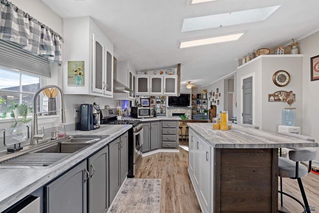 1680 JOLLY LN, Rapid City, SD 57703