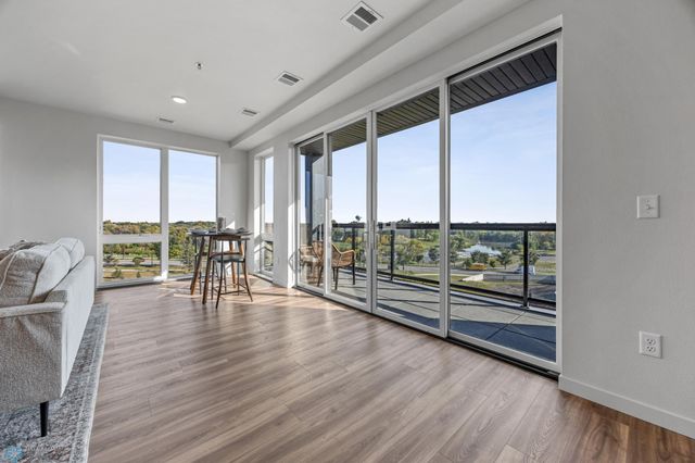 300 Main Avenue 506, Fargo, ND 58103