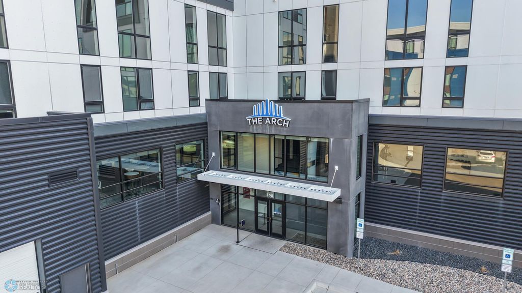 300 Main Avenue 506, Fargo, ND 58103