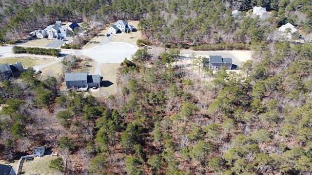 17-011 Seabiscuit Drive, Plymouth, MA 02360