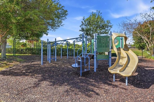 445 AMETHYST AVENUE, Auburndale, FL 33823