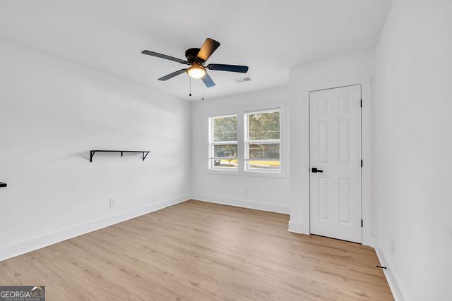 2484 Calvin Avenue, East Point, GA 30344