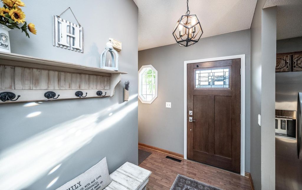 13540 Fiona Avenue N, Hugo, MN 55038 — photo 4