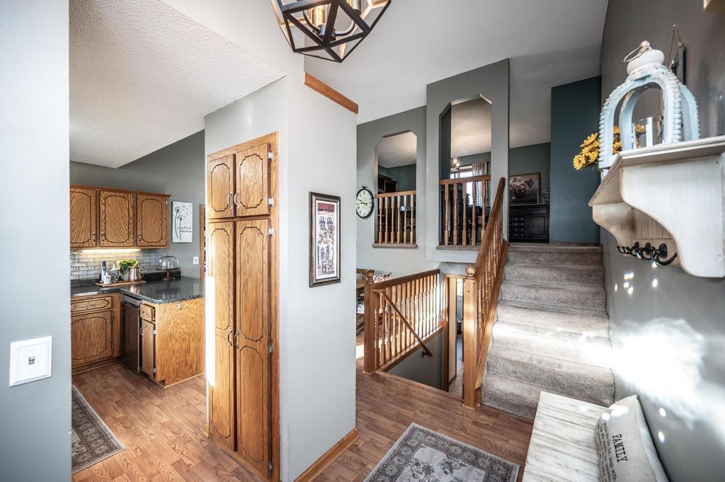13540 Fiona Avenue N, Hugo, MN 55038 — photo 5