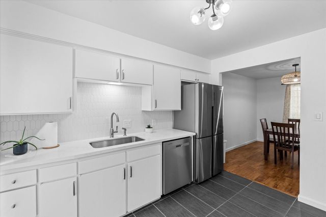 6697 De Moss Drive 697, Houston, TX 77074