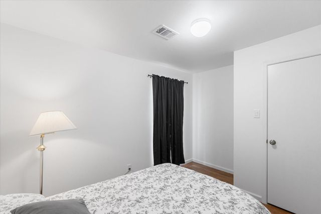 6697 De Moss Drive 697, Houston, TX 77074