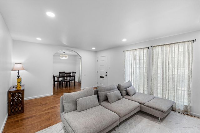 6697 De Moss Drive 697, Houston, TX 77074