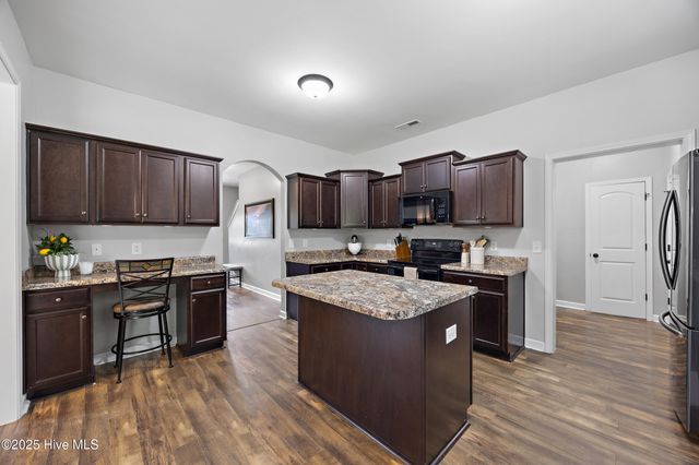 145 Laredo Drive, Jacksonville, NC 28540