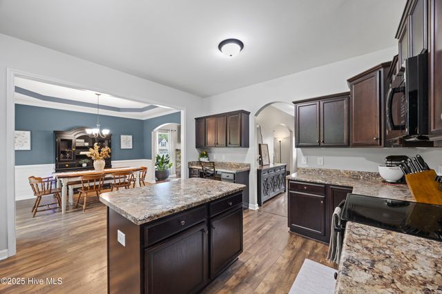 145 Laredo Drive, Jacksonville, NC 28540