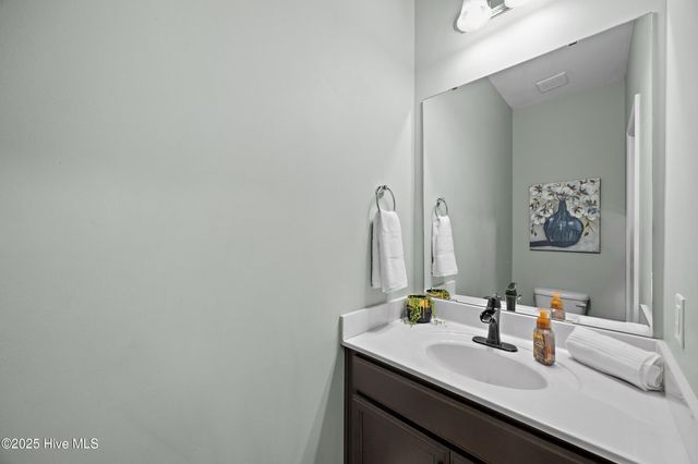 145 Laredo Drive, Jacksonville, NC 28540