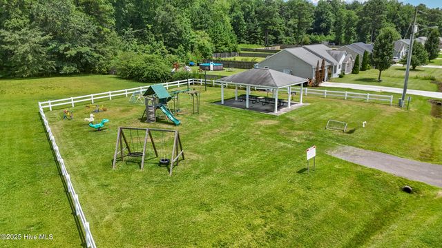 145 Laredo Drive, Jacksonville, NC 28540