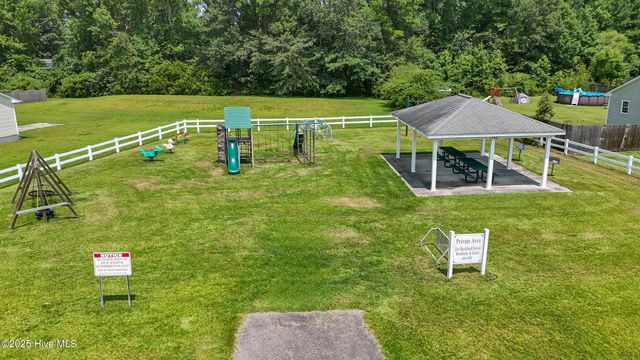 145 Laredo Drive, Jacksonville, NC 28540