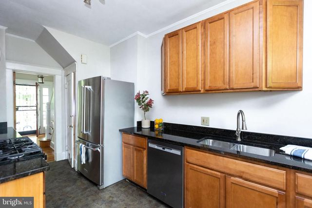 2911 CRESMONT AVE, Baltimore, MD 21211