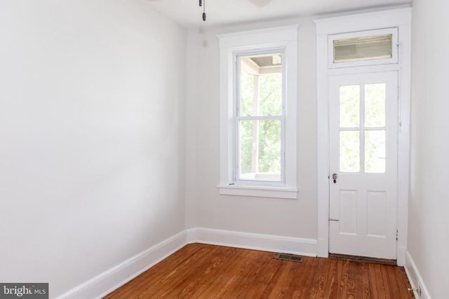 2911 CRESMONT AVE, Baltimore, MD 21211